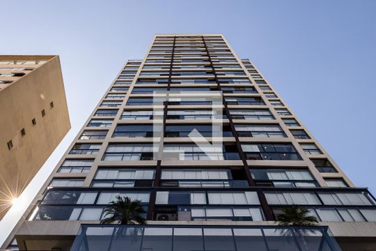 Fachada de apartamento para alugar com 1 quarto, 27m² em Jardim Paulista, São Paulo