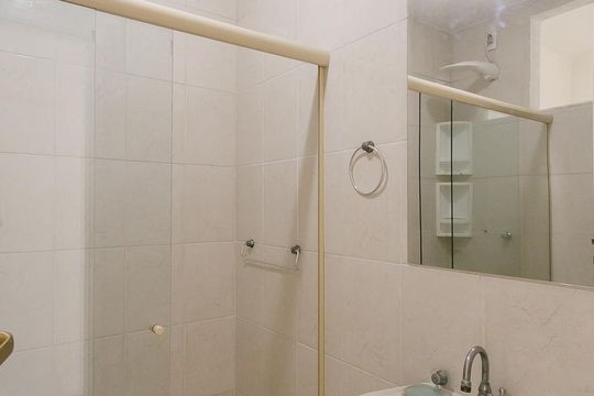 Banheiro de casa de condomínio para alugar com 4 quartos, 240m² em Recreio dos Bandeirantes, Rio de Janeiro
