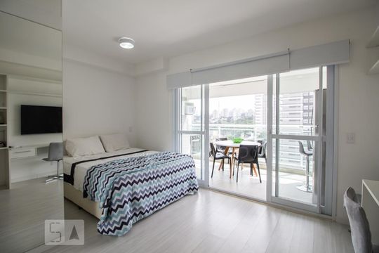 Kitnet/Studio para alugar com 1 quarto, 35m² em Pinheiros, São Paulo