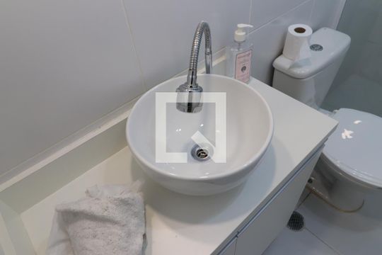 Banheiro de kitnet/studio à venda com 1 quarto, 27m² em Tatuapé, São Paulo
