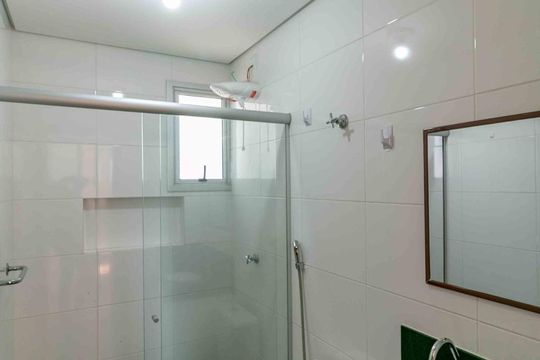 Banheiro Social de apartamento para alugar com 2 quartos, 65m² em Ouro Preto, Belo Horizonte