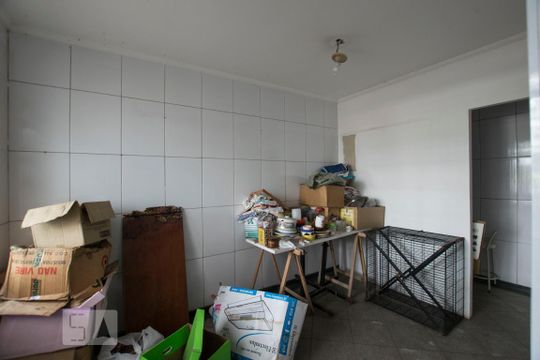 1o. Andar - Cozinha de casa para alugar com 2 quartos, 315m² em Aclimação, São Paulo