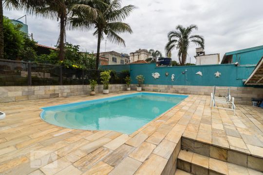 Piscina de casa à venda com 3 quartos, 1212m² em Jardim Dourado, Guarulhos