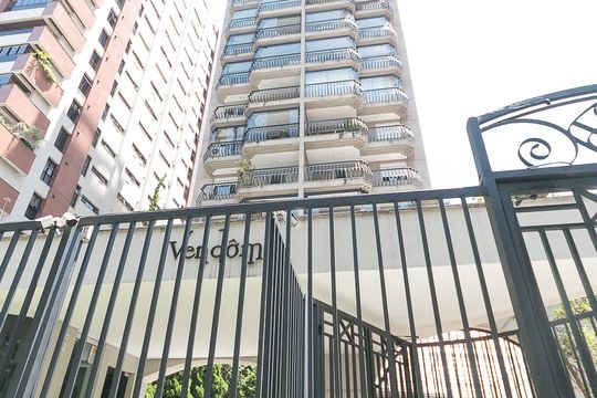Fachada  de apartamento para alugar com 2 quartos, 74m² em Vila Mariana, São Paulo