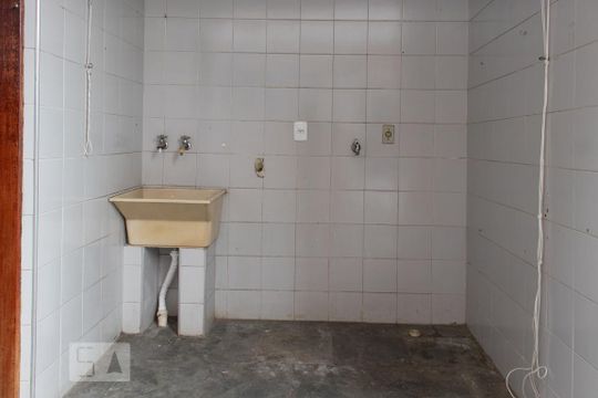 Área de Serviço de casa à venda com 3 quartos, 163m² em Vila Santo Estéfano, São Paulo