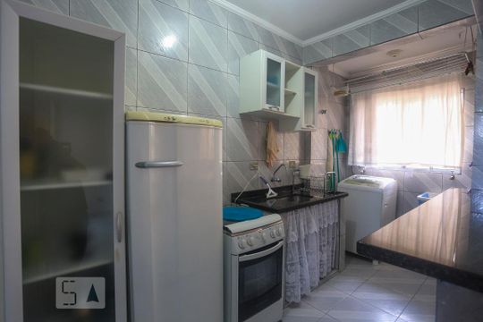 Cozinha de apartamento à venda com 1 quarto, 40m² em Sumarezinho, São Paulo