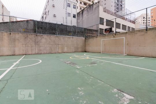 Quadra de apartamento para alugar com 2 quartos, 61m² em Vila Osasco, Osasco