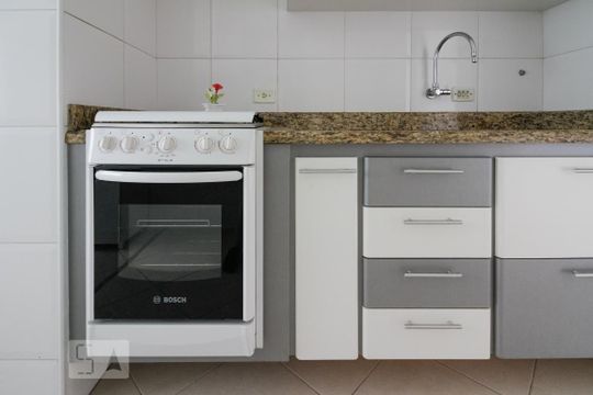 Cozinha de apartamento para alugar com 2 quartos, 61m² em Vila Osasco, Osasco