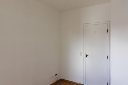 Quarto de apartamento para alugar com 2 quartos, 61m² em Vila Osasco, Osasco