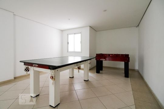 Sala de Jogos de apartamento para alugar com 2 quartos, 61m² em Vila Osasco, Osasco