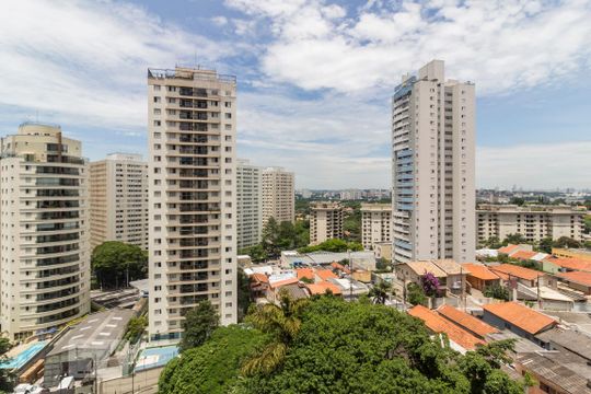 Vista de apartamento à venda com 3 quartos, 91m² em Alto de Pinheiros, São Paulo