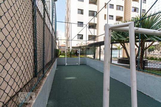 Quadra Esportiva  de apartamento para alugar com 2 quartos, 58m² em Vila Bertioga, São Paulo