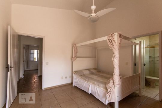 Suíte1 de casa de condomínio à venda com 4 quartos, 497m² em Jardim Morumbi, São Paulo