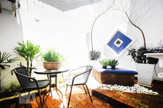 Quintal de apartamento para alugar com 2 quartos, 65m² em Real Parque, São Paulo
