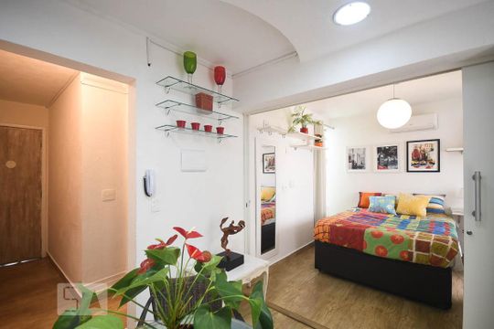 Apartamento para alugar com 2 quartos, 65m² em Real Parque, São Paulo