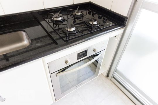 Cozinha de apartamento para alugar com 3 quartos, 75m² em Vila Guilherme, São Paulo