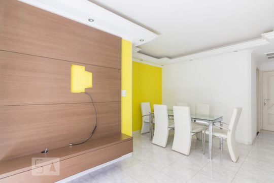 Sala de apartamento para alugar com 3 quartos, 75m² em Vila Guilherme, São Paulo