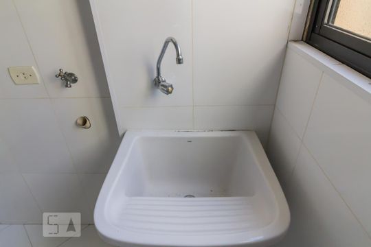 Tanque de apartamento para alugar com 2 quartos, 78m² em Macedo, Guarulhos
