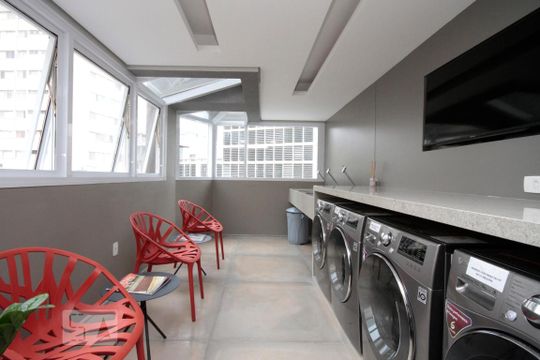 Lavanderia de kitnet/studio para alugar com 1 quarto, 18m² em Cerqueira César, São Paulo