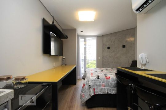 Studio de kitnet/studio para alugar com 1 quarto, 18m² em Cerqueira César, São Paulo