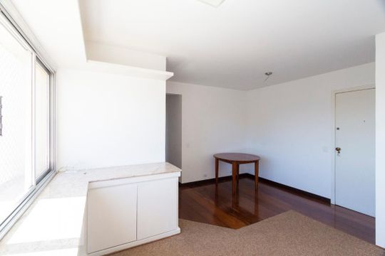 Sala de apartamento para alugar com 2 quartos, 64m² em Vila Paulista, São Paulo