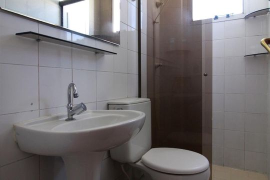 Banheiro de apartamento à venda com 2 quartos, 65m² em Jardim Pinheiros, São Paulo