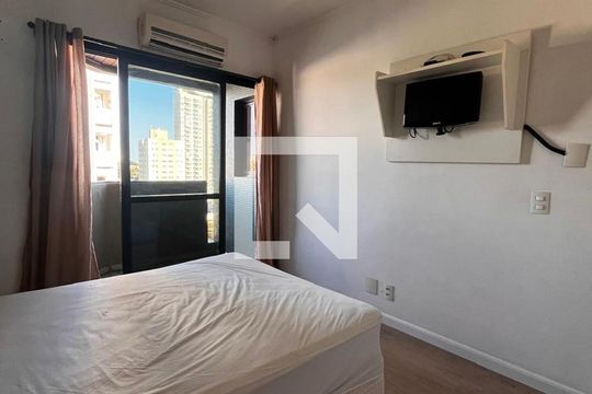 Sala/Quarto de apartamento para alugar com 1 quarto, 55m² em Centro, Campinas