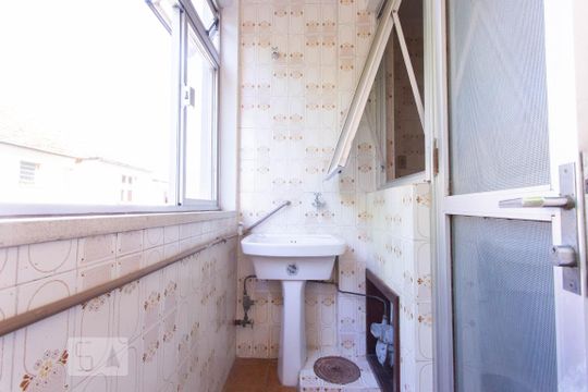 Área de Serviço de apartamento à venda com 1 quarto, 47m² em Medianeira, Porto Alegre