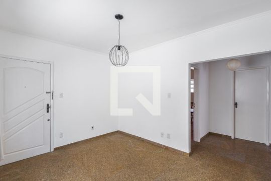 Sala de apartamento à venda com 2 quartos, 62m² em Vila Madalena, São Paulo