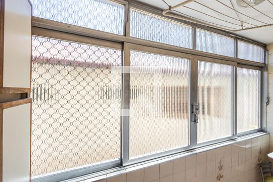Área de Serviço de apartamento à venda com 2 quartos, 62m² em Vila Madalena, São Paulo