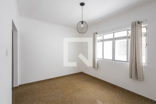 Sala de apartamento à venda com 2 quartos, 62m² em Vila Madalena, São Paulo