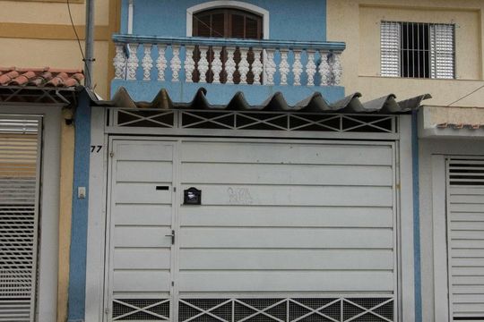 Fachada de casa à venda com 2 quartos, 130m² em Anchieta, São Bernardo do Campo