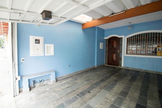 Garagem  de casa à venda com 2 quartos, 130m² em Anchieta, São Bernardo do Campo