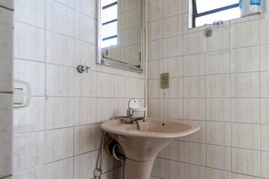 Banheiro social de apartamento para alugar com 2 quartos, 80m² em Jabaquara, São Paulo