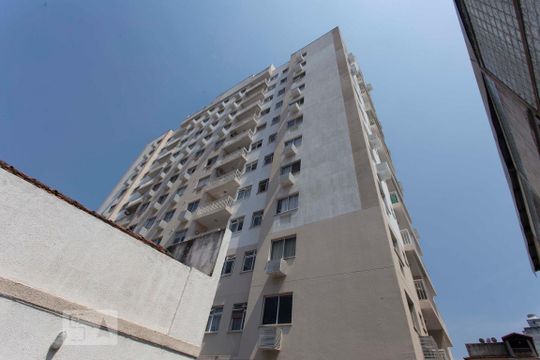 fachada de apartamento à venda com 2 quartos, 58m² em Centro, Niterói