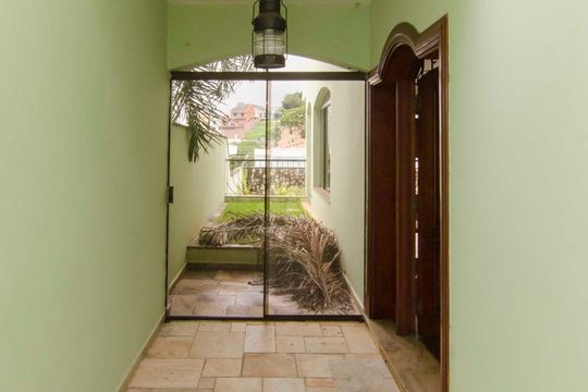 Entrada de casa à venda com 4 quartos, 500m² em Jardim São Bento, São Paulo
