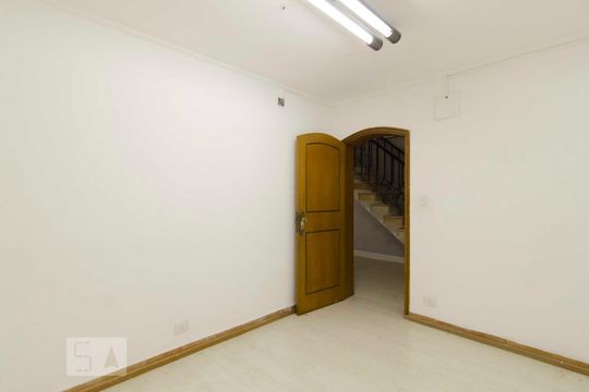 Despensa Garagem de casa à venda com 4 quartos, 500m² em Jardim São Bento, São Paulo