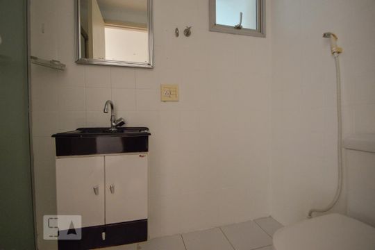 Banheiro de apartamento para alugar com 2 quartos, 66m² em Santa Cecília, São Paulo