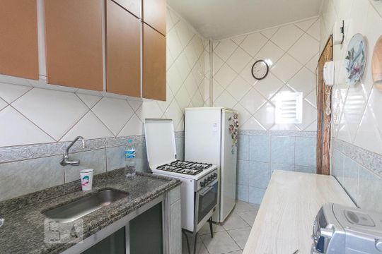 Cozinha  de apartamento à venda com 1 quarto, 39m² em Aclimação, São Paulo