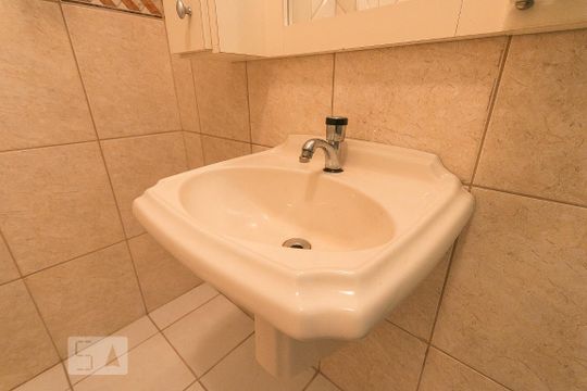Banheiro da suíte  de apartamento à venda com 1 quarto, 39m² em Aclimação, São Paulo