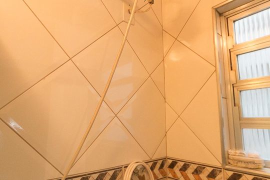 Banheiro da suíte  de apartamento à venda com 1 quarto, 39m² em Aclimação, São Paulo