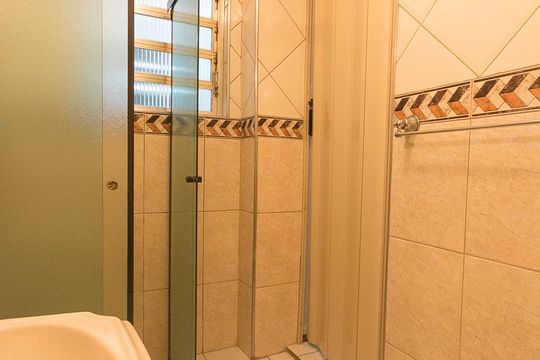 Banheiro da suíte  de apartamento à venda com 1 quarto, 39m² em Aclimação, São Paulo