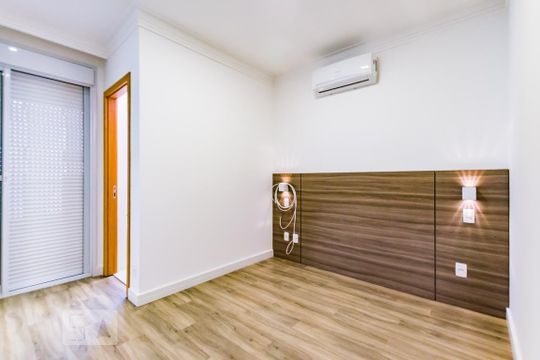 Apartamento para alugar com 1 quarto, 51m² em Cambuí, Campinas