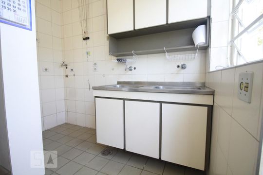 Área de serviço de casa para alugar com 5 quartos, 647m² em Morumbi, São Paulo