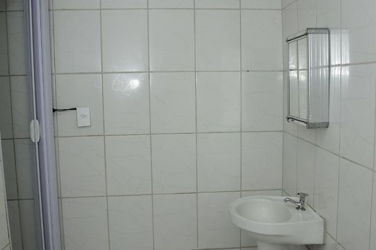 Banheiro de casa à venda com 1 quarto, 42m² em Freguesia (jacarepaguá), Rio de Janeiro
