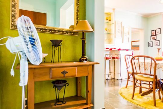 Entrada de apartamento para alugar com 1 quarto, 70m² em Cambuí, Campinas