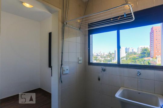 Área de Serviço de apartamento para alugar com 3 quartos, 83m² em Vila Madalena, São Paulo