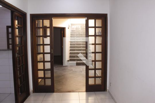 Detalhe de casa à venda com 4 quartos, 500m² em Jardim da Glória, São Paulo