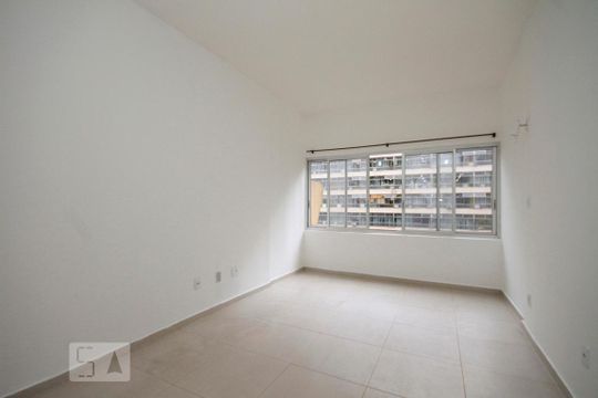 Kitnet/Studio para alugar com 1 quarto, 28m² em Bela Vista, São Paulo
