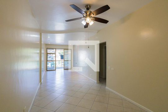 Apartamento para alugar com 3 quartos, 120m² em Freguesia (jacarepaguá), Rio de Janeiro